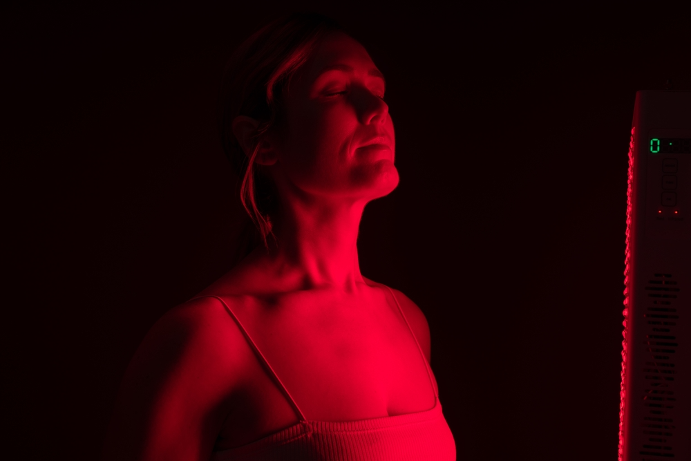 The Athlete's Edge: How Red Light Therapy Accelerates Recovery and Enhances Performance